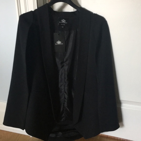 Cape Jacket - Picture 1 of 5